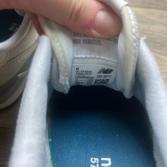 New Balance White and Gray Sneakers - Picture 3 of 5